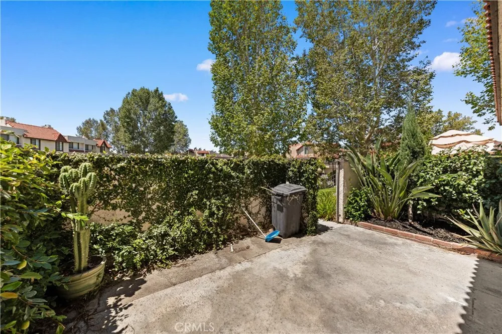 27640 Nugget Drive #3 Canyon Country, CA 91387