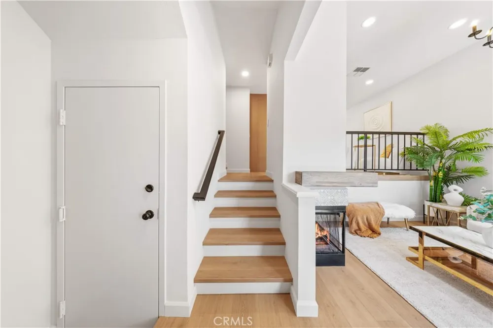 27640 Nugget Drive #3 Canyon Country, CA 91387
