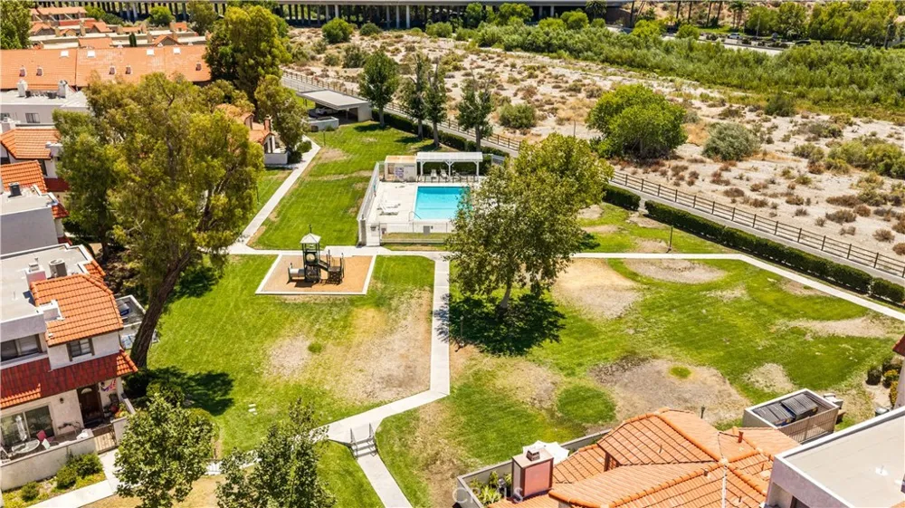 27640 Nugget Drive #3 Canyon Country, CA 91387