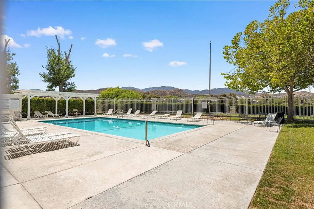 27640 Nugget Drive #3 Canyon Country, CA 91387