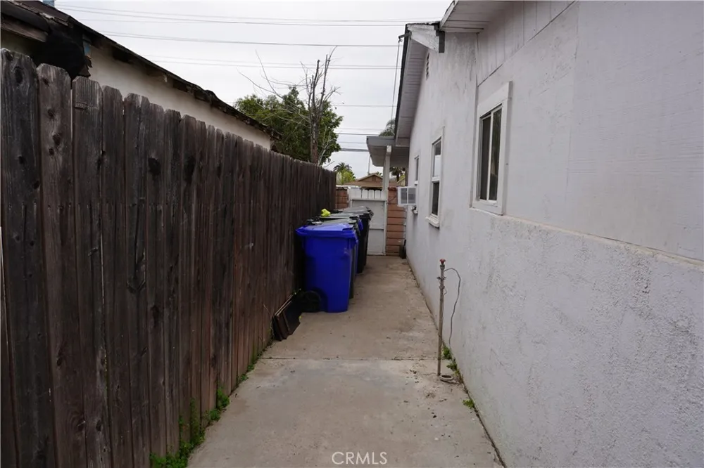 845 Olive Street W #2 Colton, CA 92324