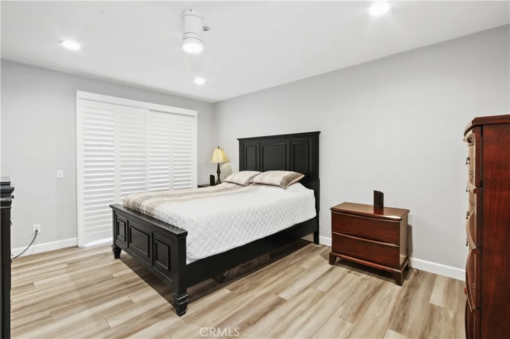 101 S Cross Creek Road #F Orange, CA 92869