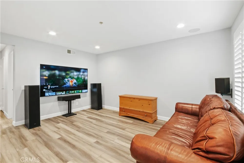 101 S Cross Creek Road #F Orange, CA 92869