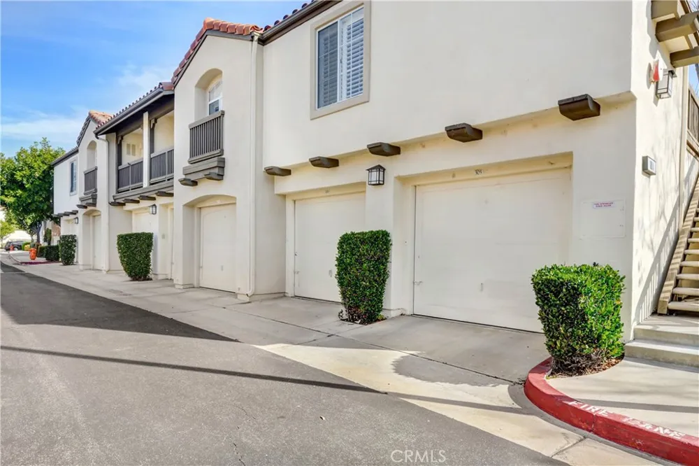 101 S Cross Creek Road #F Orange, CA 92869
