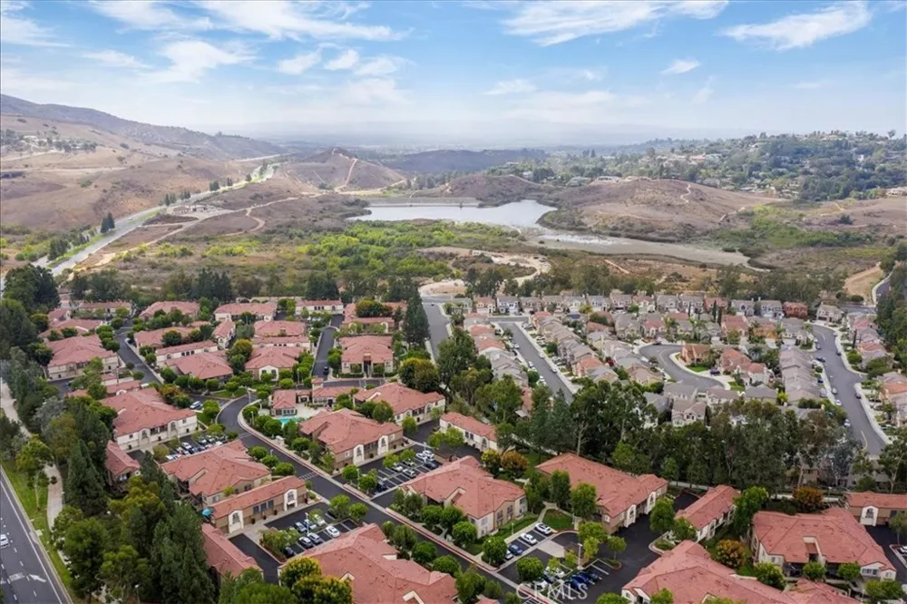 101 S Cross Creek Road #F Orange, CA 92869