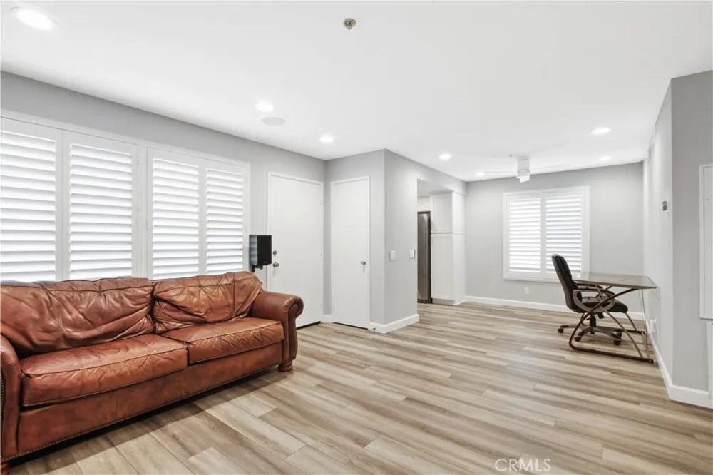 101 S Cross Creek Road #F Orange, CA 92869
