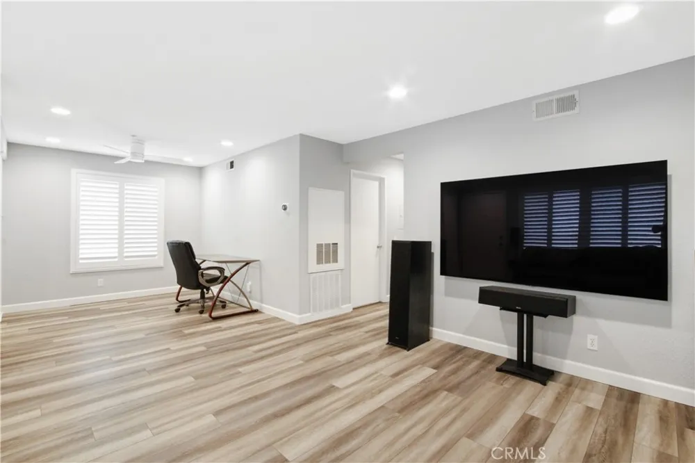 101 S Cross Creek Road #F Orange, CA 92869