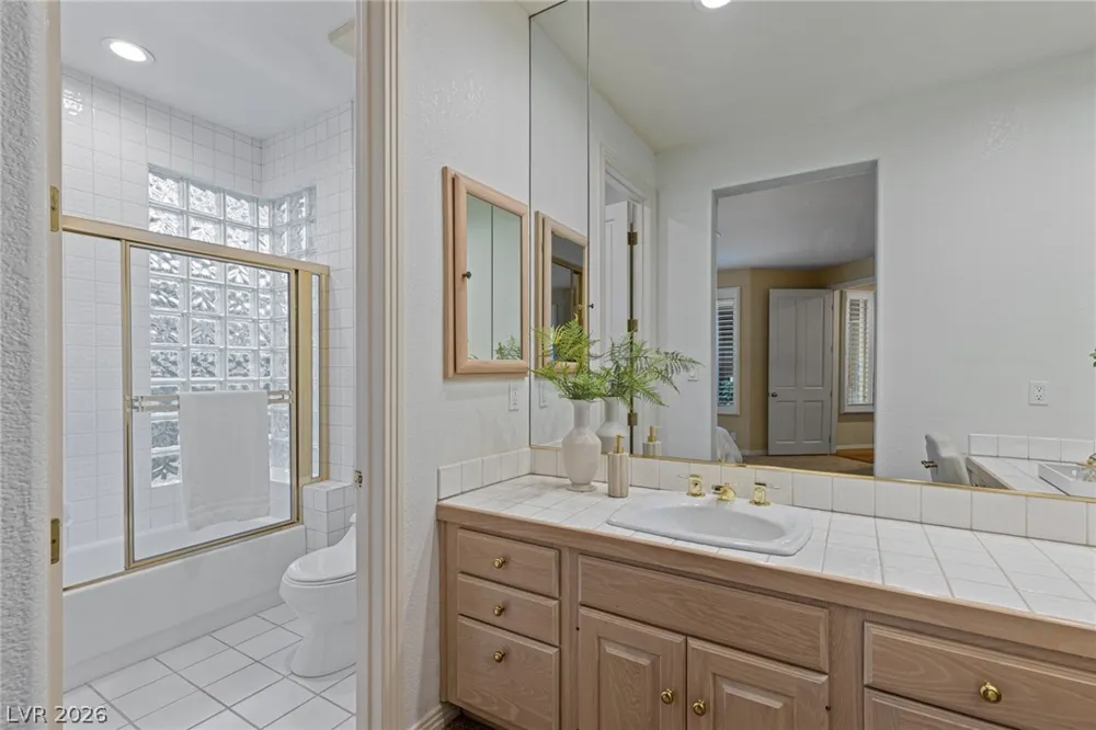 8325 Turtle Creek Circle Las Vegas, NV 89113