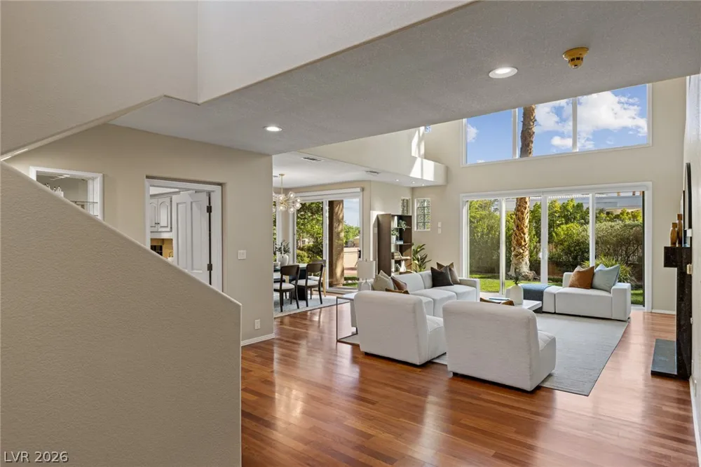 8325 Turtle Creek Circle Las Vegas, NV 89113