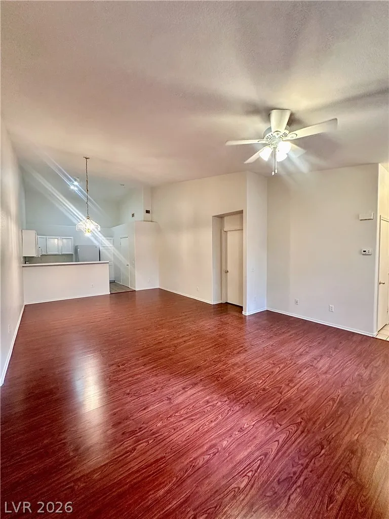 2053 Turquoise Ridge Street #202 Las Vegas, NV 89117