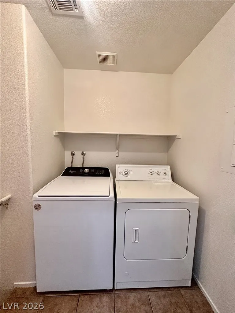2053 Turquoise Ridge Street #202 Las Vegas, NV 89117