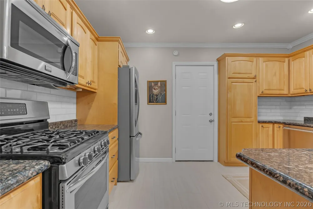 1515 E 37th Street Tulsa, OK 74105
