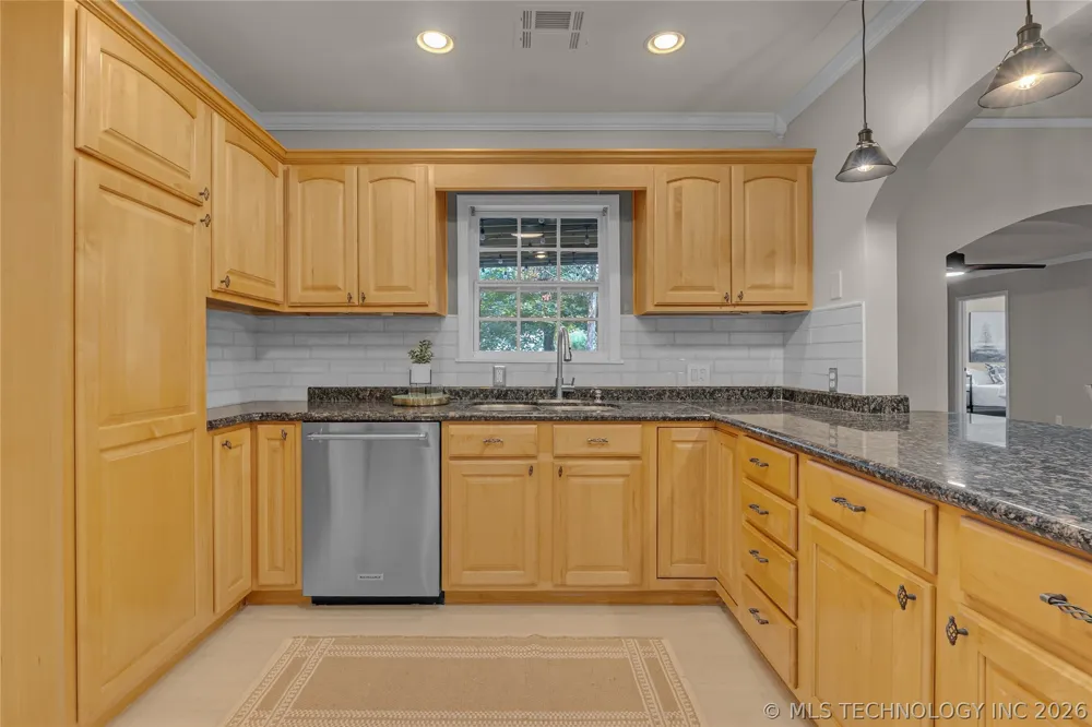 1515 E 37th Street Tulsa, OK 74105