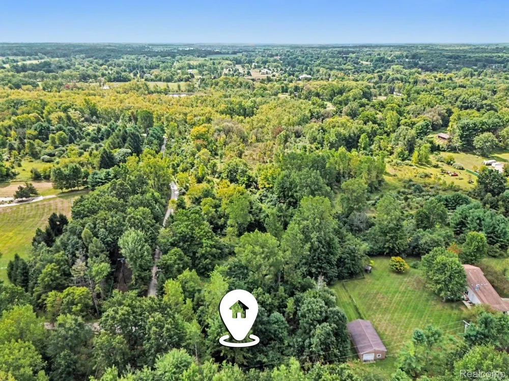 3195 E Pillar Drive Webster Township, MI 48189