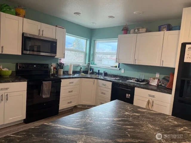 1822 Juniper Oroville, WA 98844
