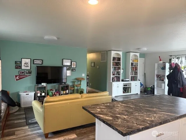 1822 Juniper Oroville, WA 98844