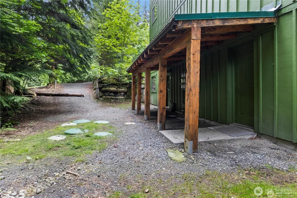 58410 State Route 410 E Greenwater, WA 98022