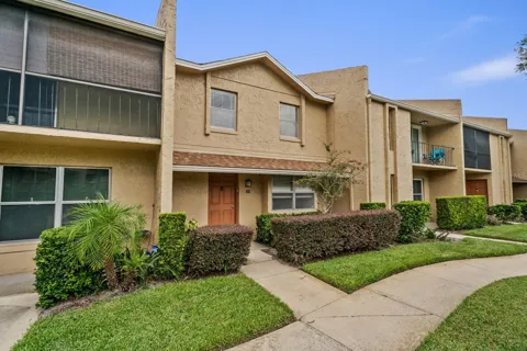 856 PARK LAKE CIRCLE #51