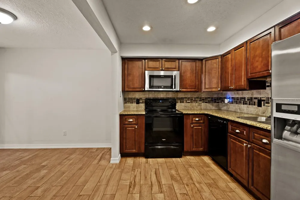 856 PARK LAKE CIRCLE #51 Maitland, FL 32751