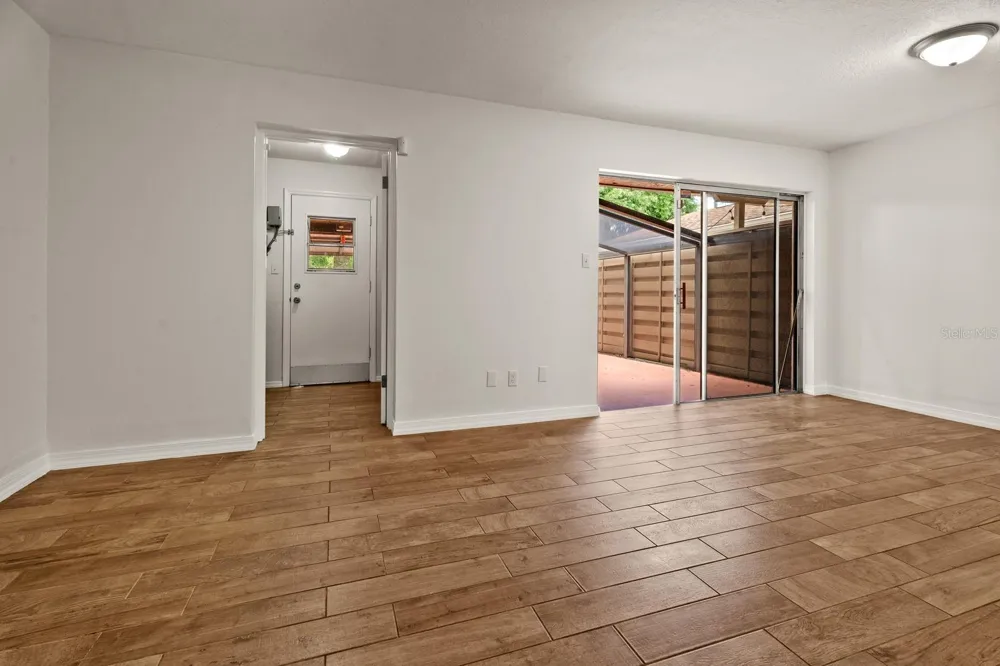 856 PARK LAKE CIRCLE #51 Maitland, FL 32751