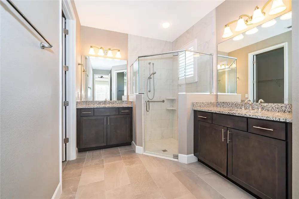 1309 HAYTON AVENUE Deland, FL 32724