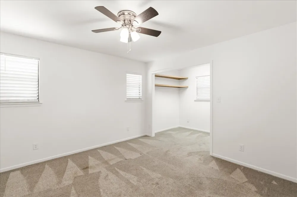 2500 Rolling Oaks San Marcos, TX 78666