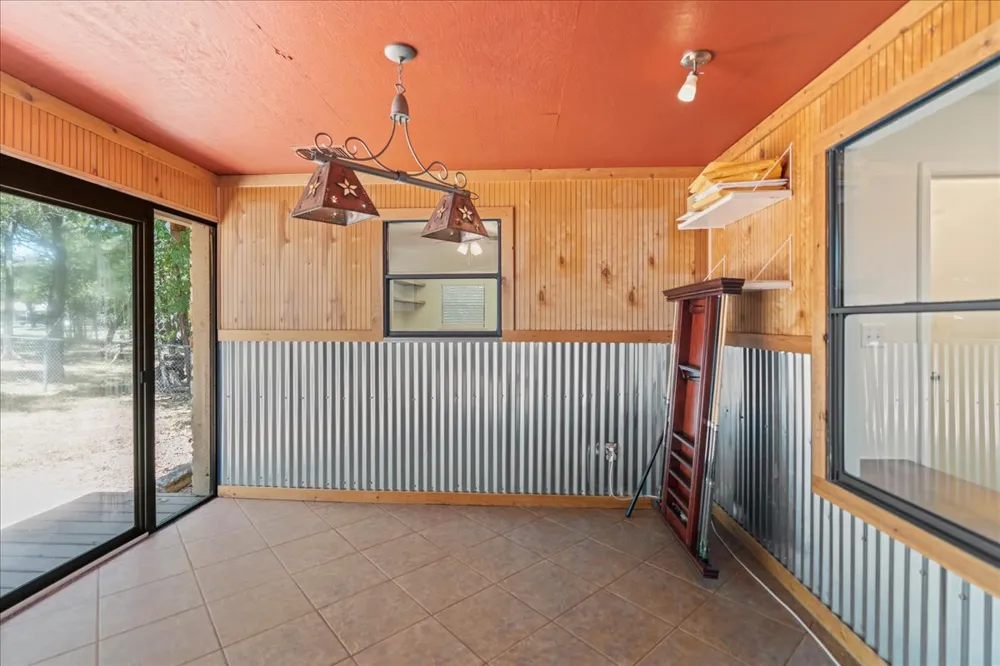 2500 Rolling Oaks San Marcos, TX 78666