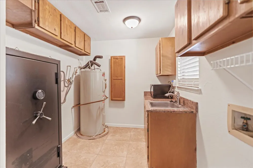2500 Rolling Oaks San Marcos, TX 78666
