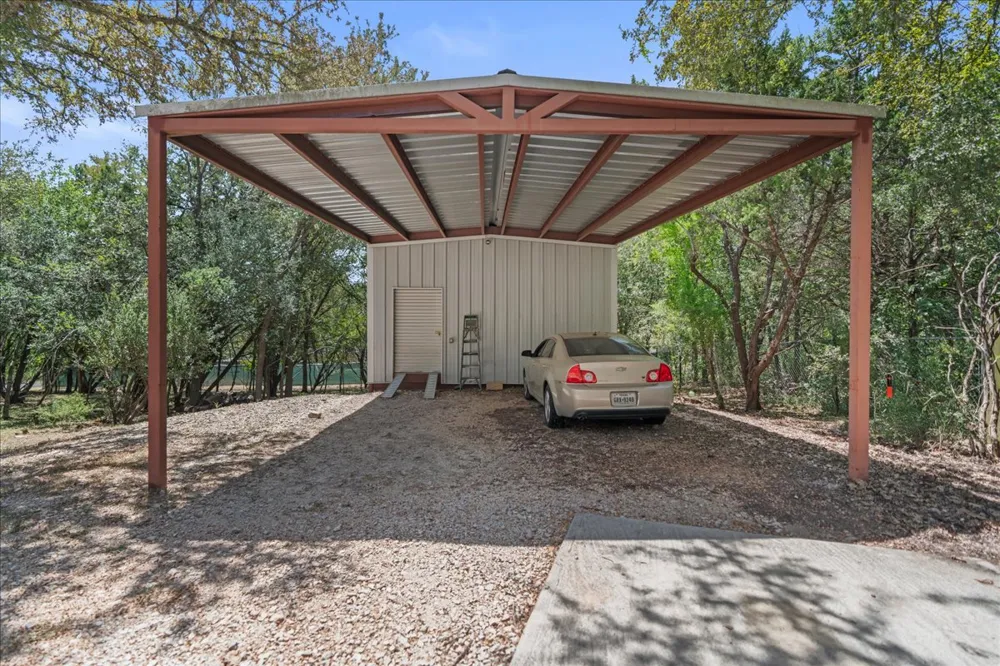 2500 Rolling Oaks San Marcos, TX 78666