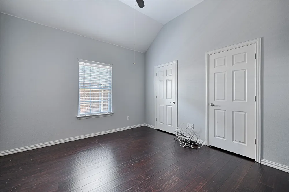 1837 Lakeview Drive DeSoto, TX 75115
