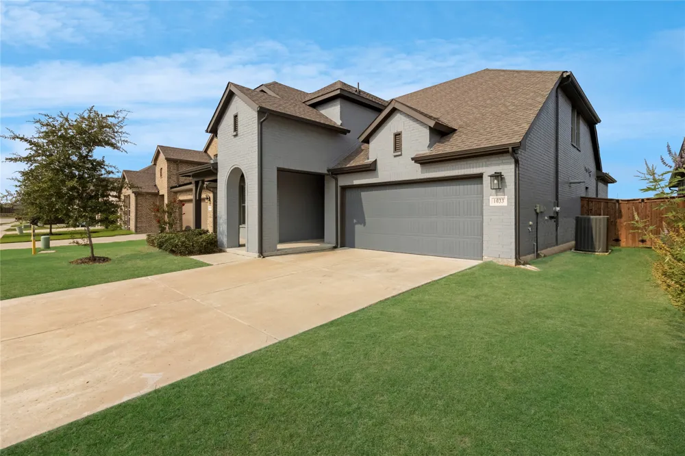 1033 Parkfield Road Royse City, TX 75189