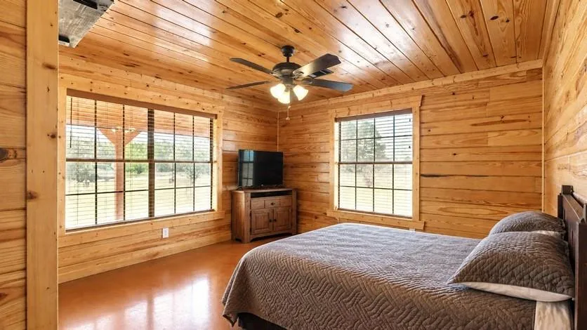130 Raleigh Circle Trinity, TX 75862