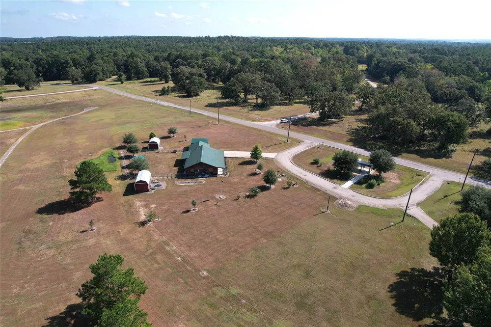 130 Raleigh Circle Trinity, TX 75862