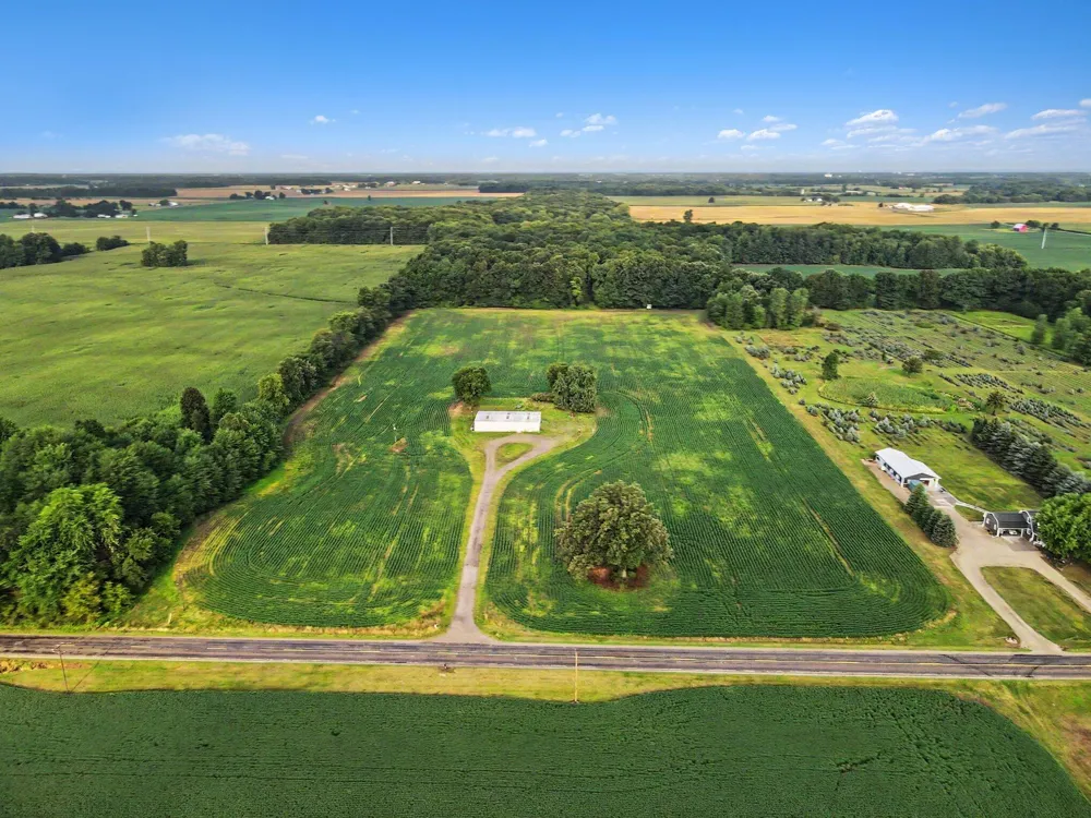 11581 Mulliken Road Mulliken, MI 48861