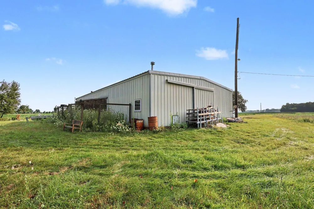 11581 Mulliken Road Mulliken, MI 48861