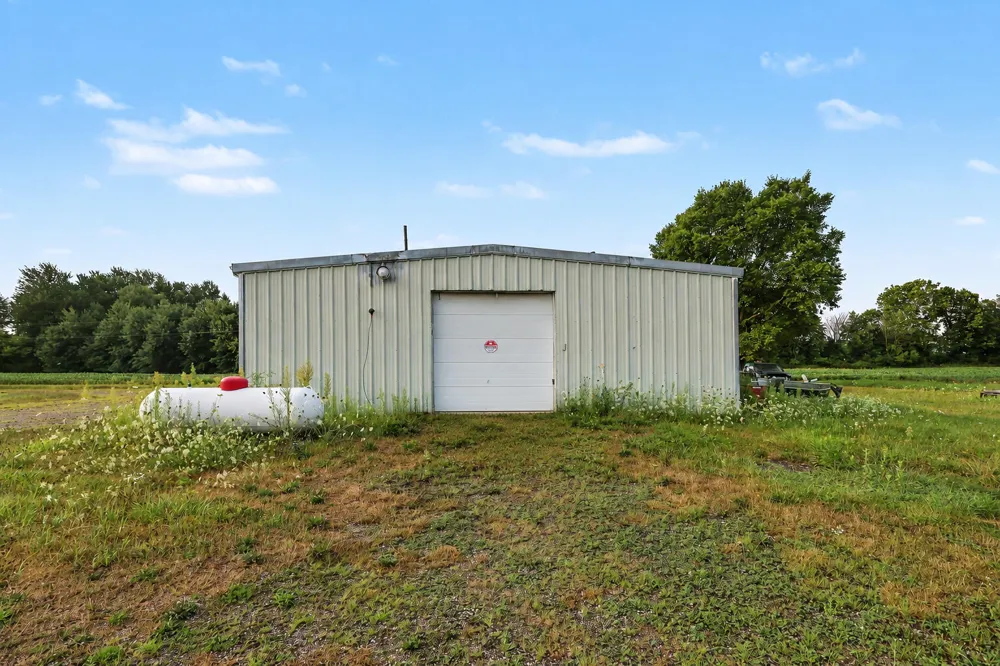 11581 Mulliken Road Mulliken, MI 48861