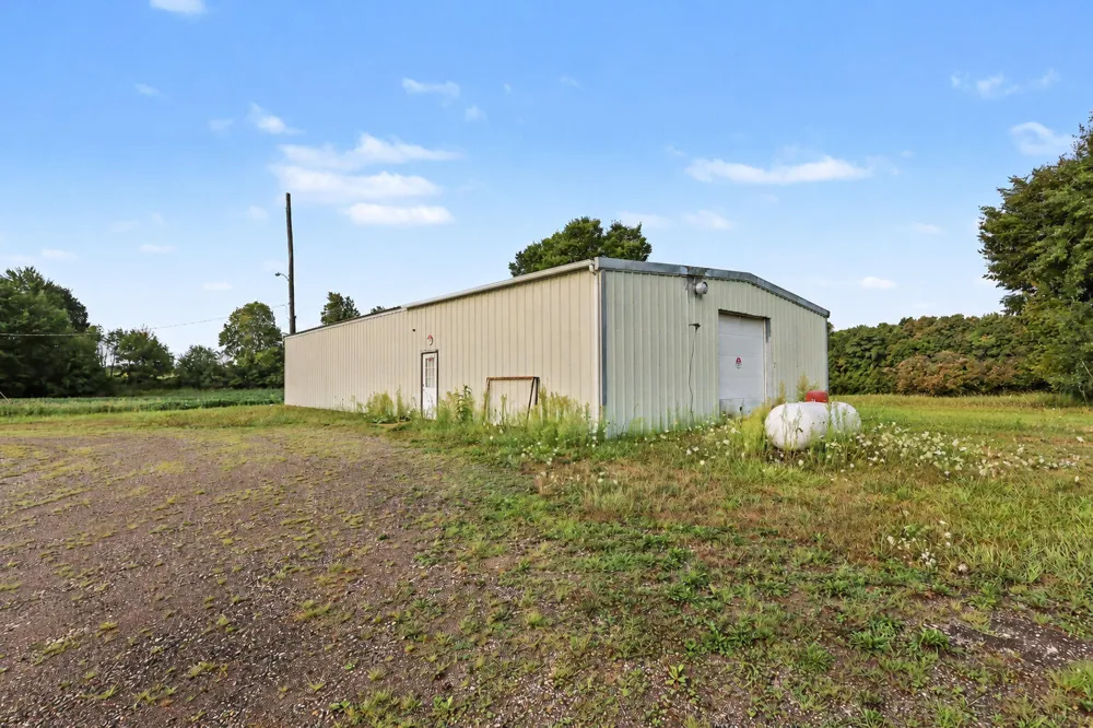 11581 Mulliken Road Mulliken, MI 48861