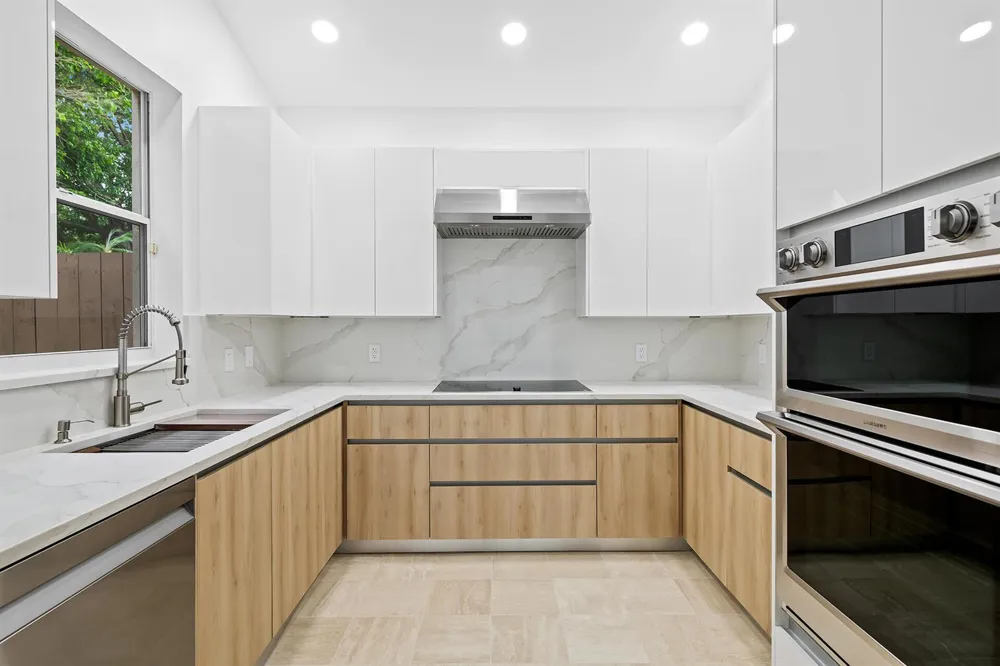 2480 NW 66TH DRIVE Boca Raton, FL 33496