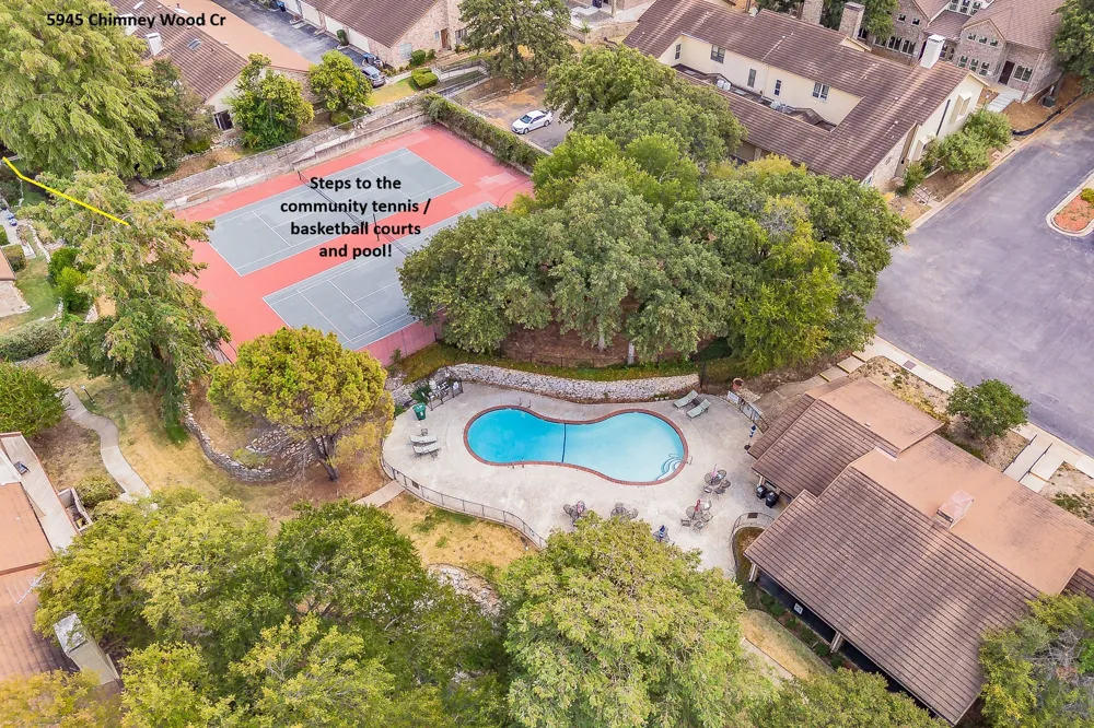 5945 Chimney Wood Circle Fort Worth, TX 76112