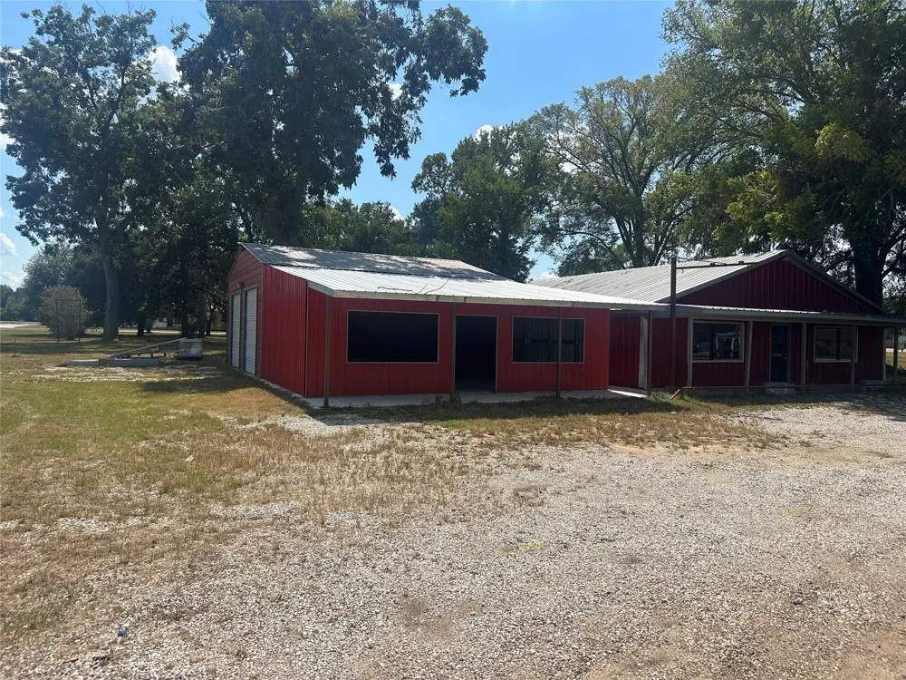 10950 Highway 150 Shepherd, TX 77371
