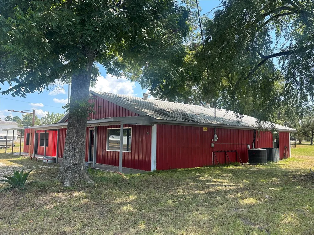10950 Highway 150 Shepherd, TX 77371
