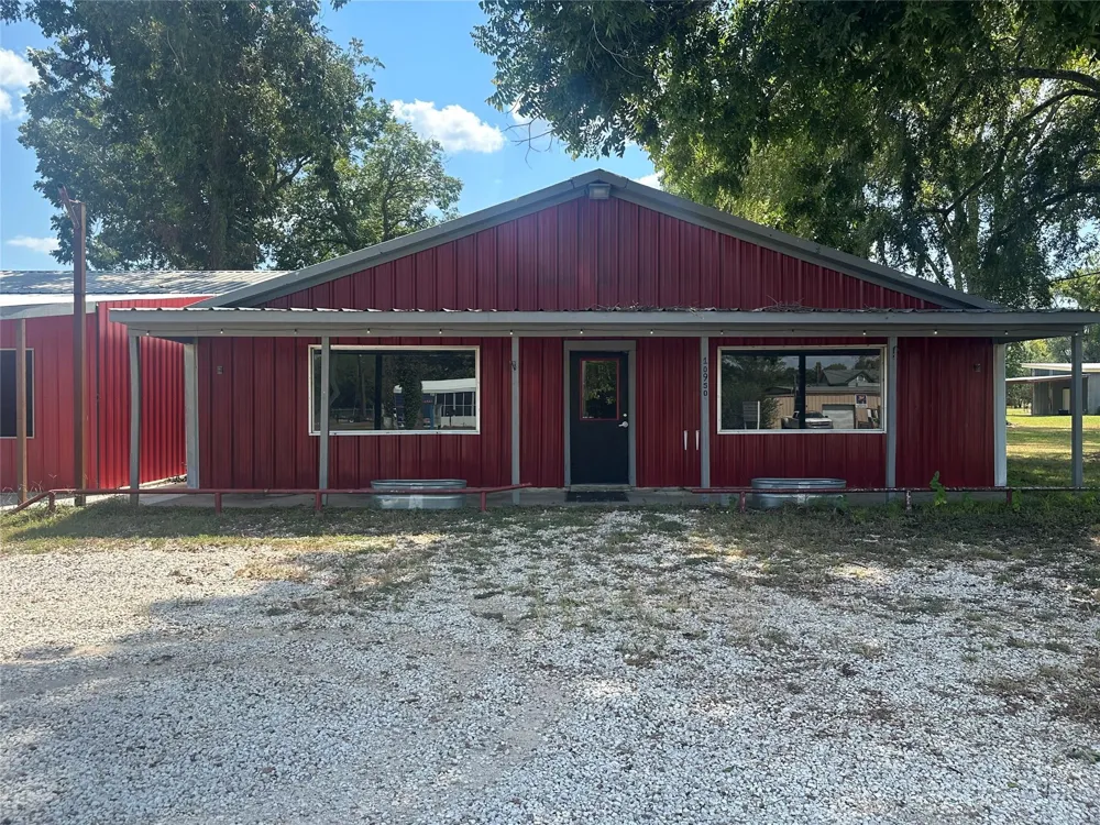 10950 Highway 150 Shepherd, TX 77371