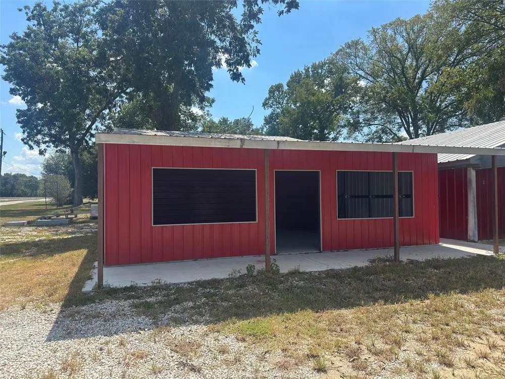10950 Highway 150 Shepherd, TX 77371