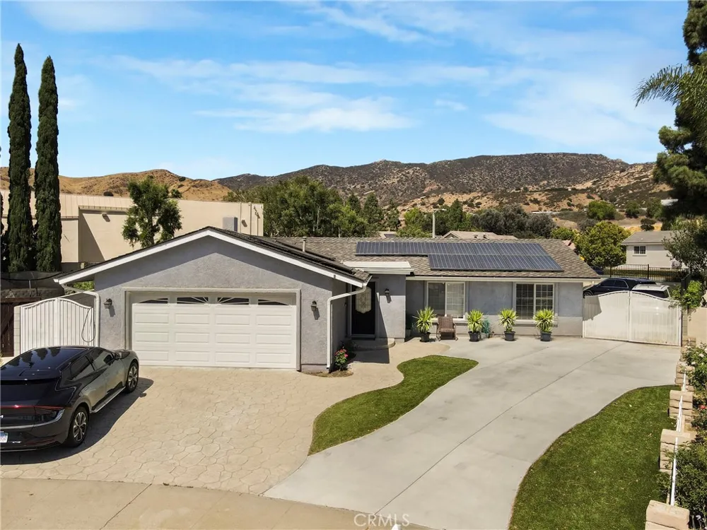 2290 Rohner Court Simi Valley, CA 93063