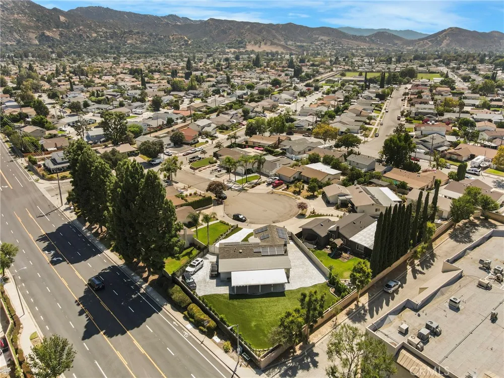 2290 Rohner Court Simi Valley, CA 93063