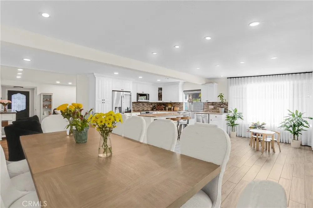2290 Rohner Court Simi Valley, CA 93063