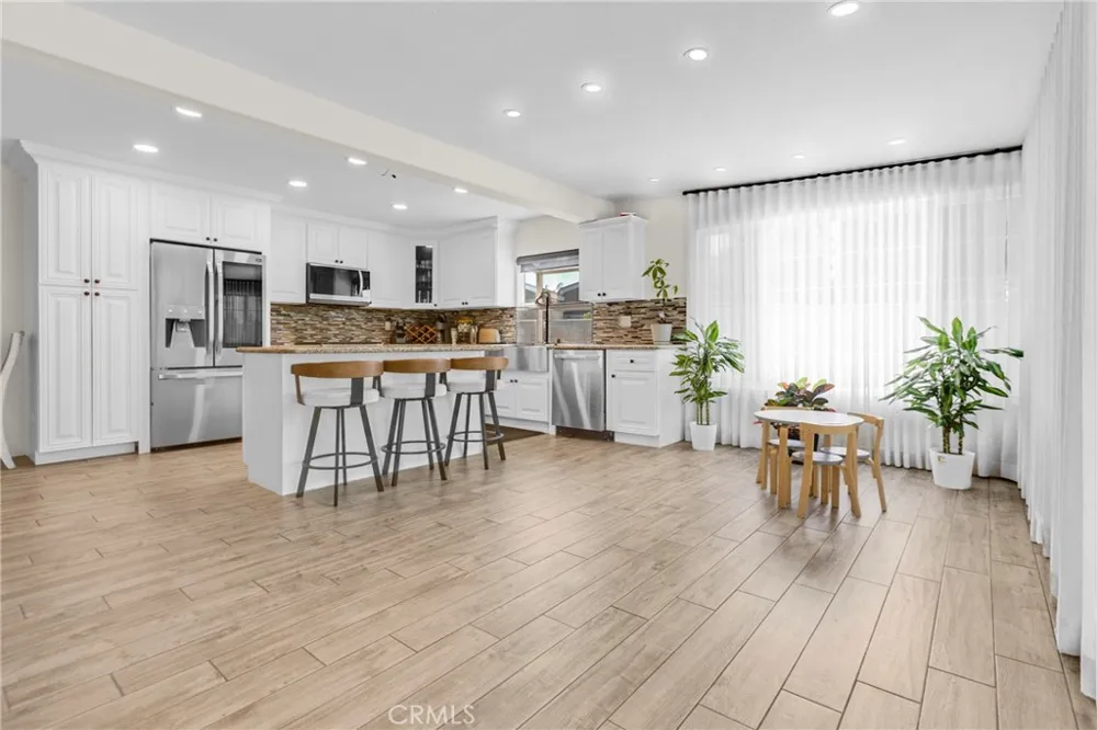 2290 Rohner Court Simi Valley, CA 93063