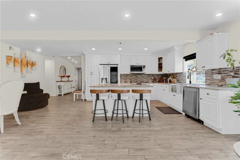 2290 Rohner Court Simi Valley, CA 93063