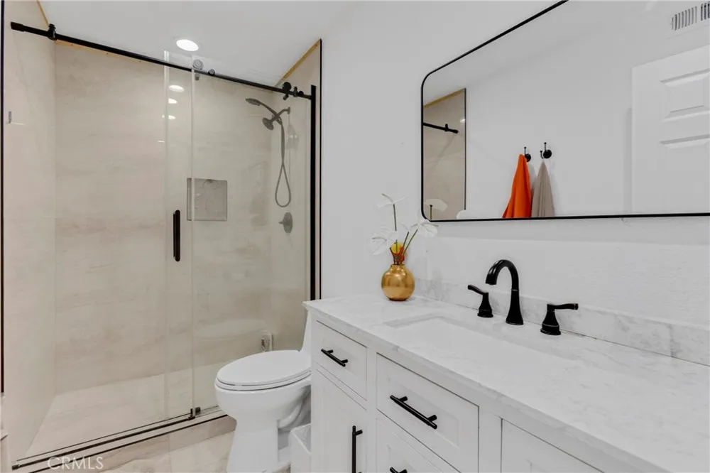 2290 Rohner Court Simi Valley, CA 93063