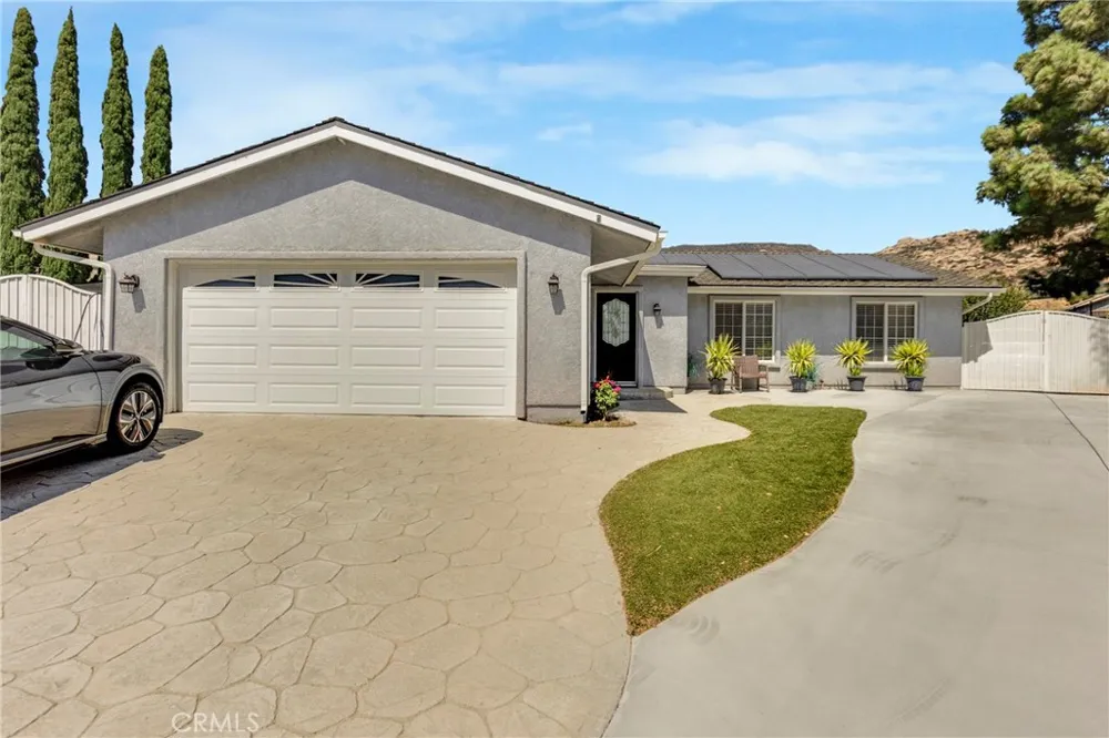 2290 Rohner Court Simi Valley, CA 93063